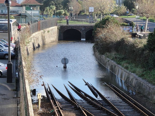 Flooded _tracks