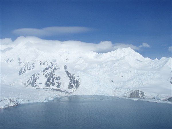 Antarctic -glacier -2