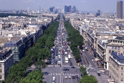 View of traffic from the Arc de Trioumphe