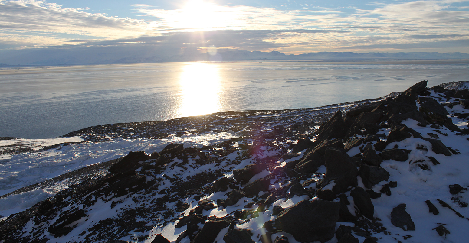 View of the Southern Ocean of the coast of Antarctica. Hut Point Loop Hike.