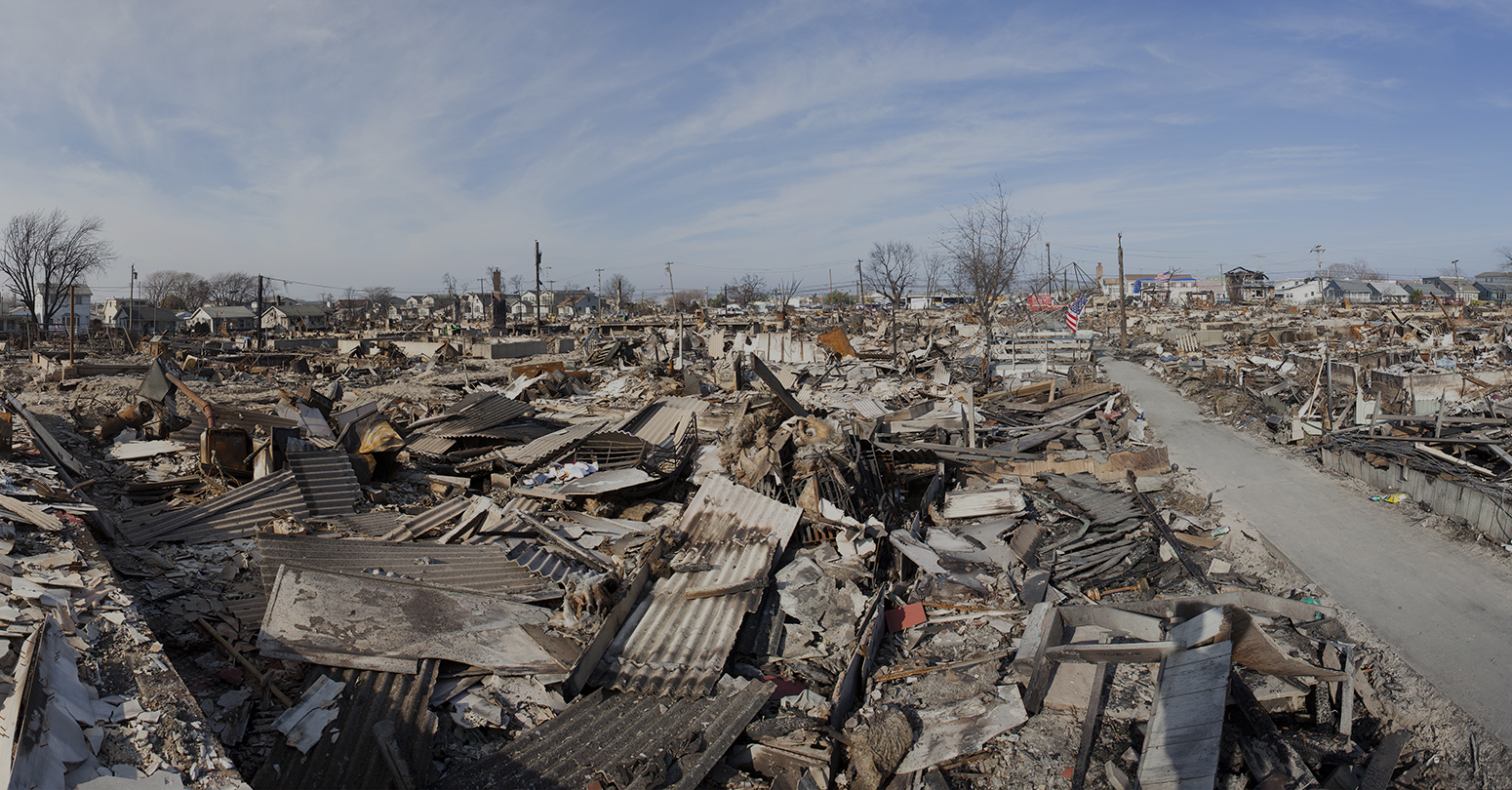 https://www.carbonbrief.org/wp-content/uploads/2015/10/hurricane-sandy-damage-new-york.jpg