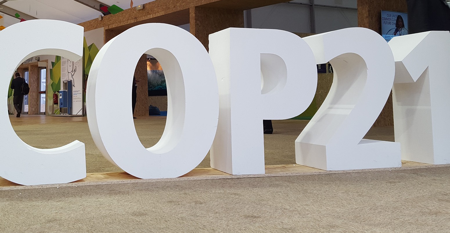 Model of the COP21 hashtag