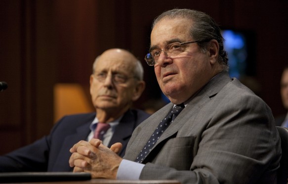 Supreme Court Justices Breyer and Scalia at a hearing at the US Senate Judiciary Committee
