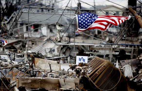 In the aftermath of Hurricane Sandy, Marines from 8th Engineer Support Battalion, 2nd Marine Logistics Group arrived in New York recently to aid the National Guard and the Federal Emergency Management Agency in humanitarian operations, focusing recently on Breezy Point, N.Y