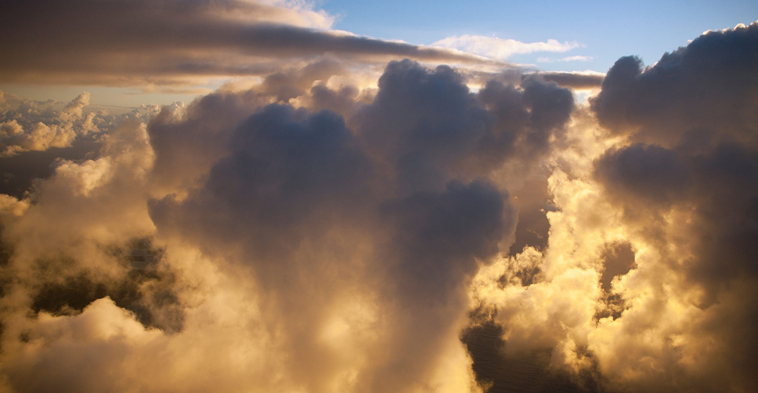 CT2DH5 Clouds in Sunrise, Caribbean, Dominica.