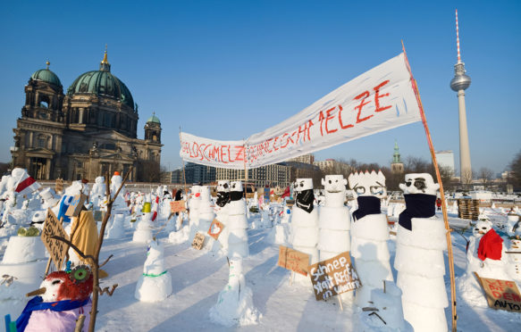 BJE32H Snowman Demo 2010 on the Schlossplatz, Castle Square, Berlin, Germany, Europe.