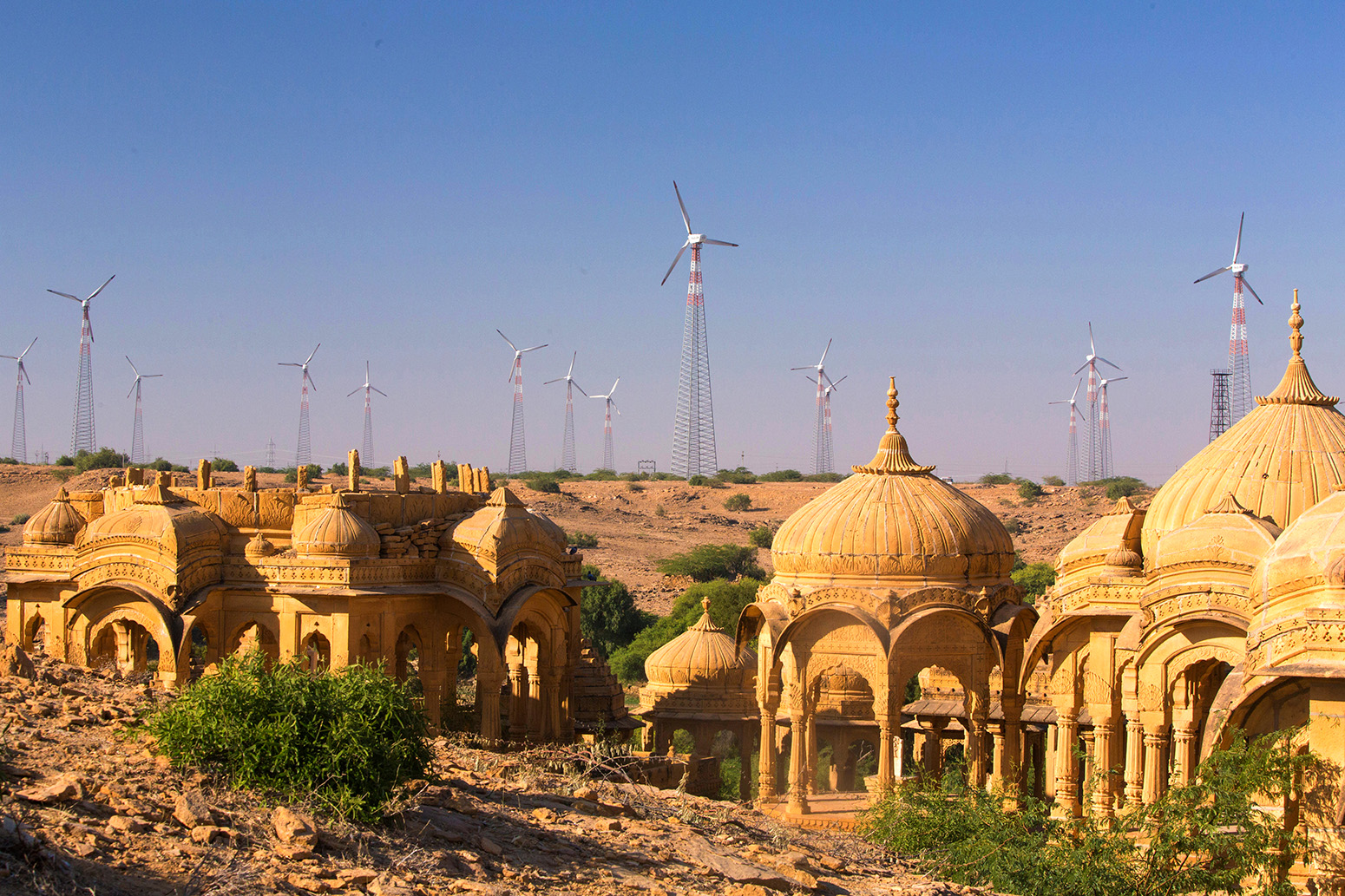Guest post: Ten charts show how the world is progressing on clean energy | Carbon Brief