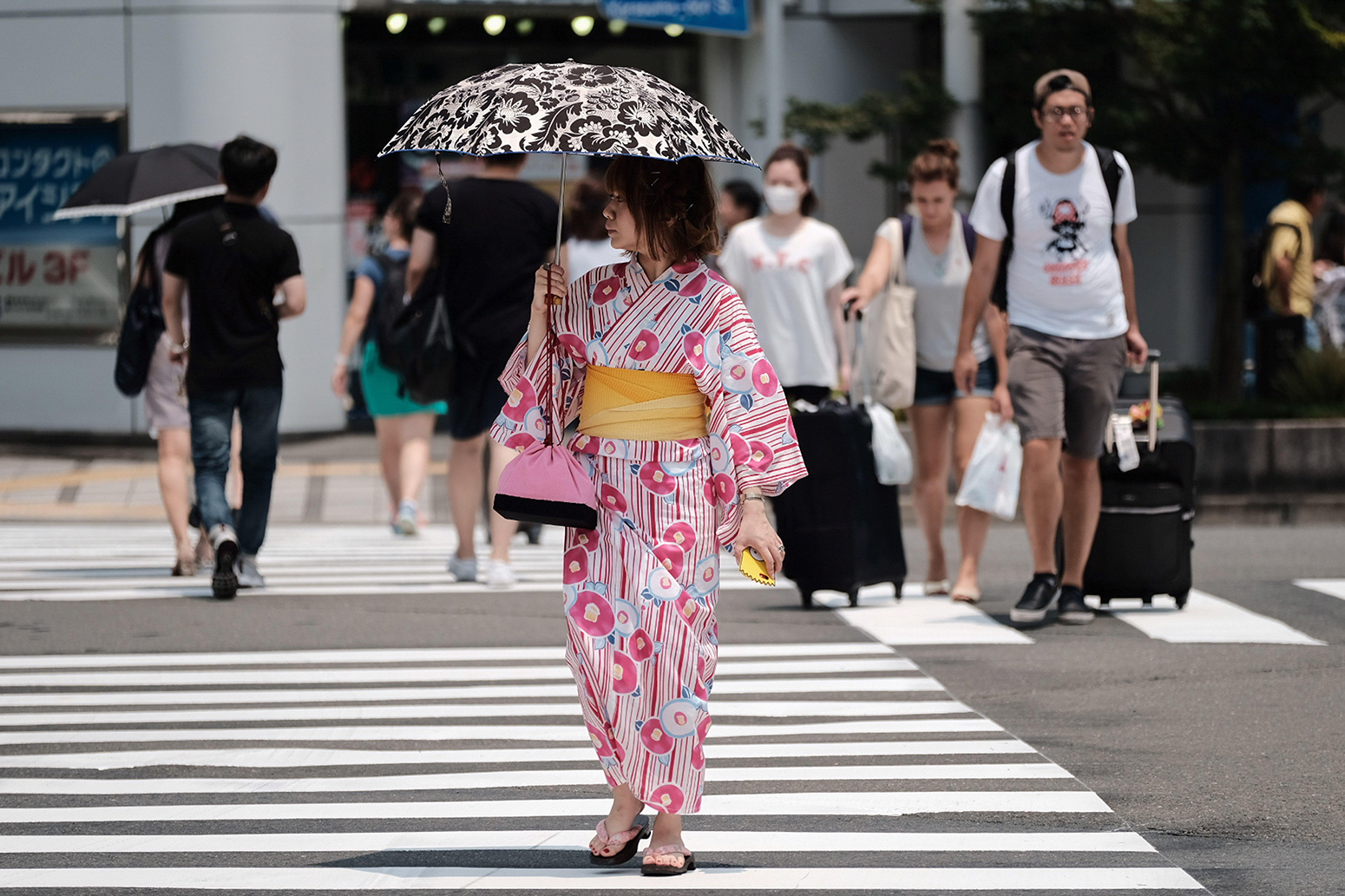 Japan: Tokyo swelters amid worst June heatwave since 1875