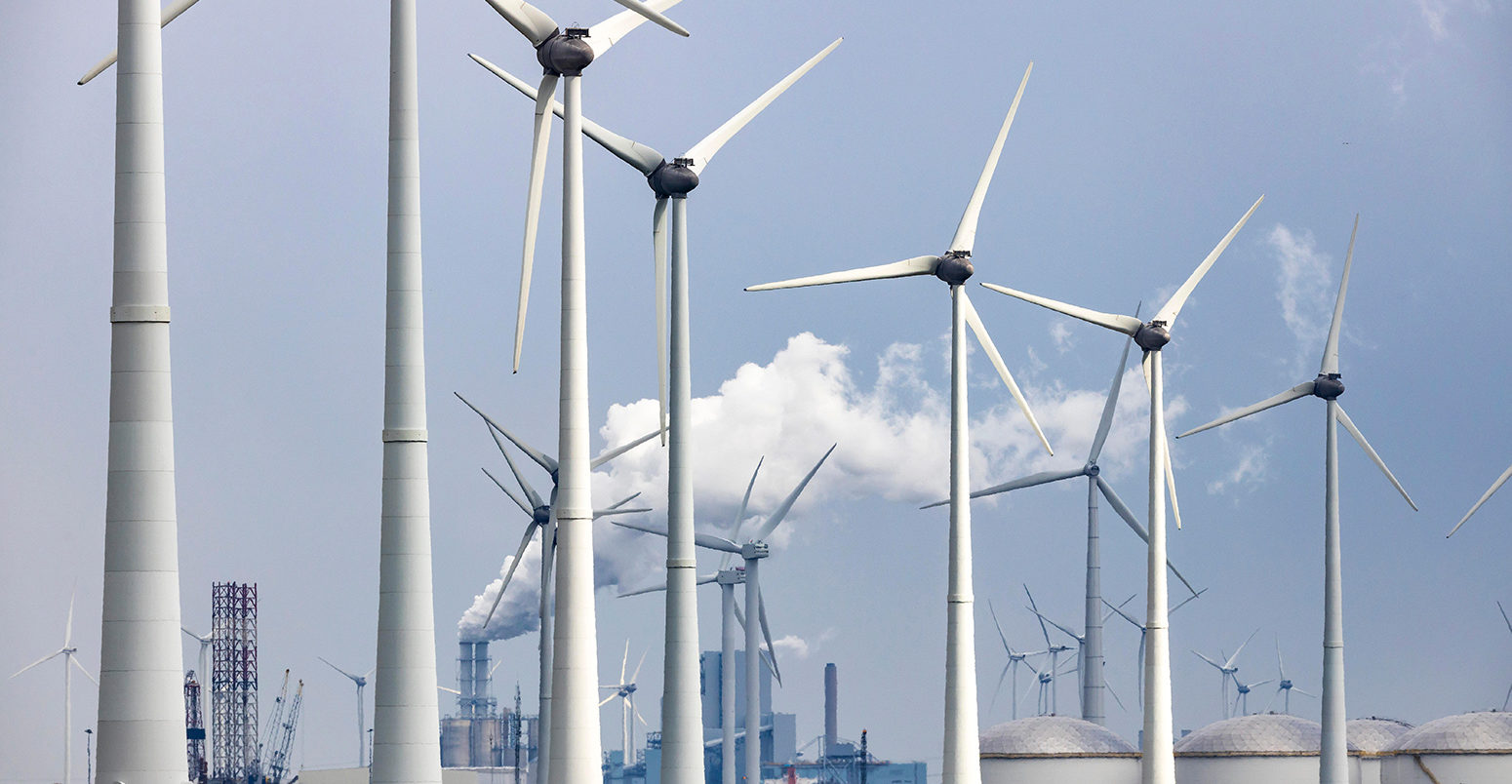 Eemshaven Energy Park, Groningen, Netherlands. Credit: Jochen Tack / Alamy Stock Photo. T4WMTB