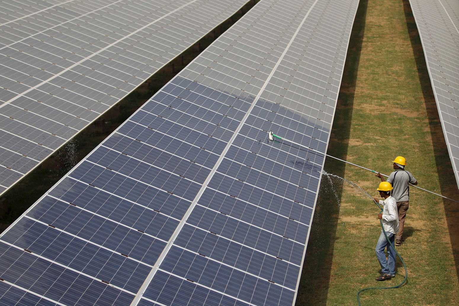 australia renewable energy: Using electric water heaters to store renewable  energy could do the work of 2 million home batteries - and save us billions  - The Economic Times