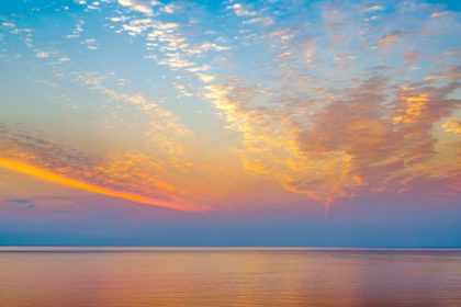 Sunrise-over-the-ocean
