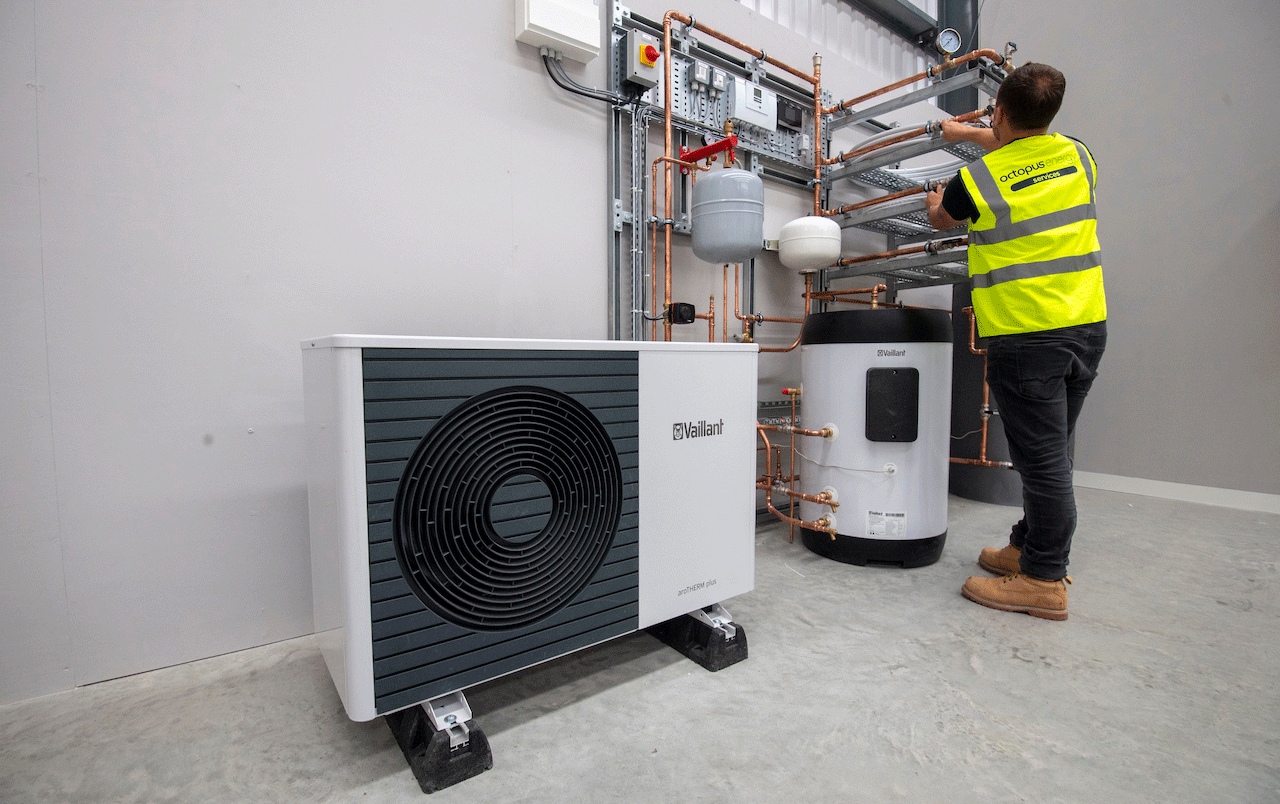 Testing at a heat pump centre.