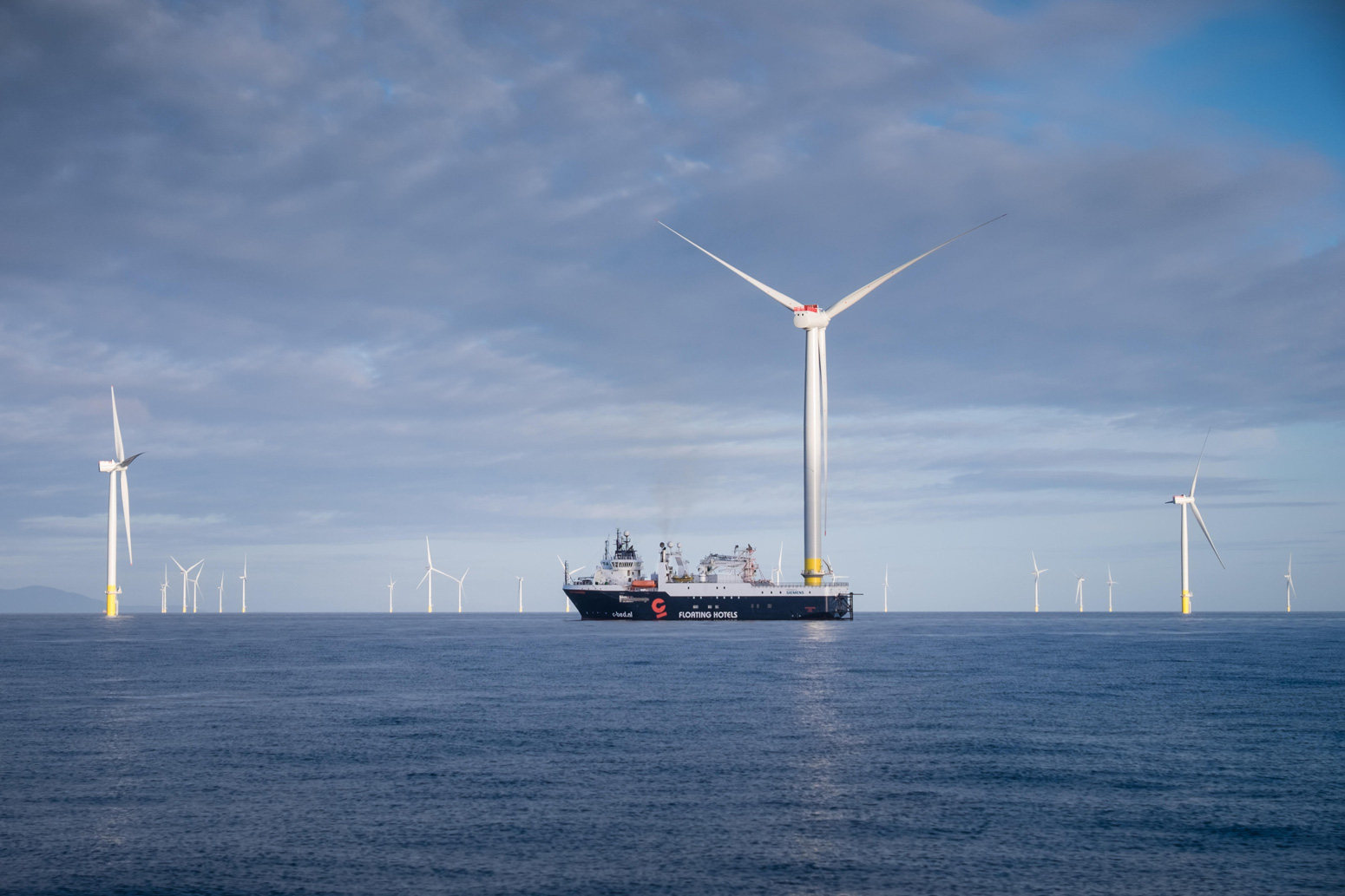 Soaring costs threaten offshore wind farm projects