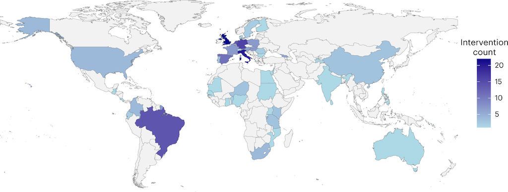 A map showing the distribution of urban NBS projects by country, coloured from few projects (light blue) to many (dark blue).