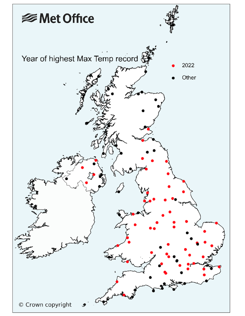Map showing the locations of new upper temperature station records set during summer 2022 (red dots) and the stations that did not reach new records (black dots), for stations that have at least 50 years of observational records.