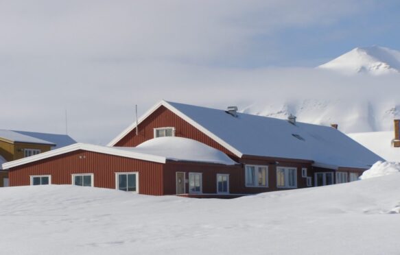 The UK Arctic Research Station in spring. Credit: NERC (1550x1033)