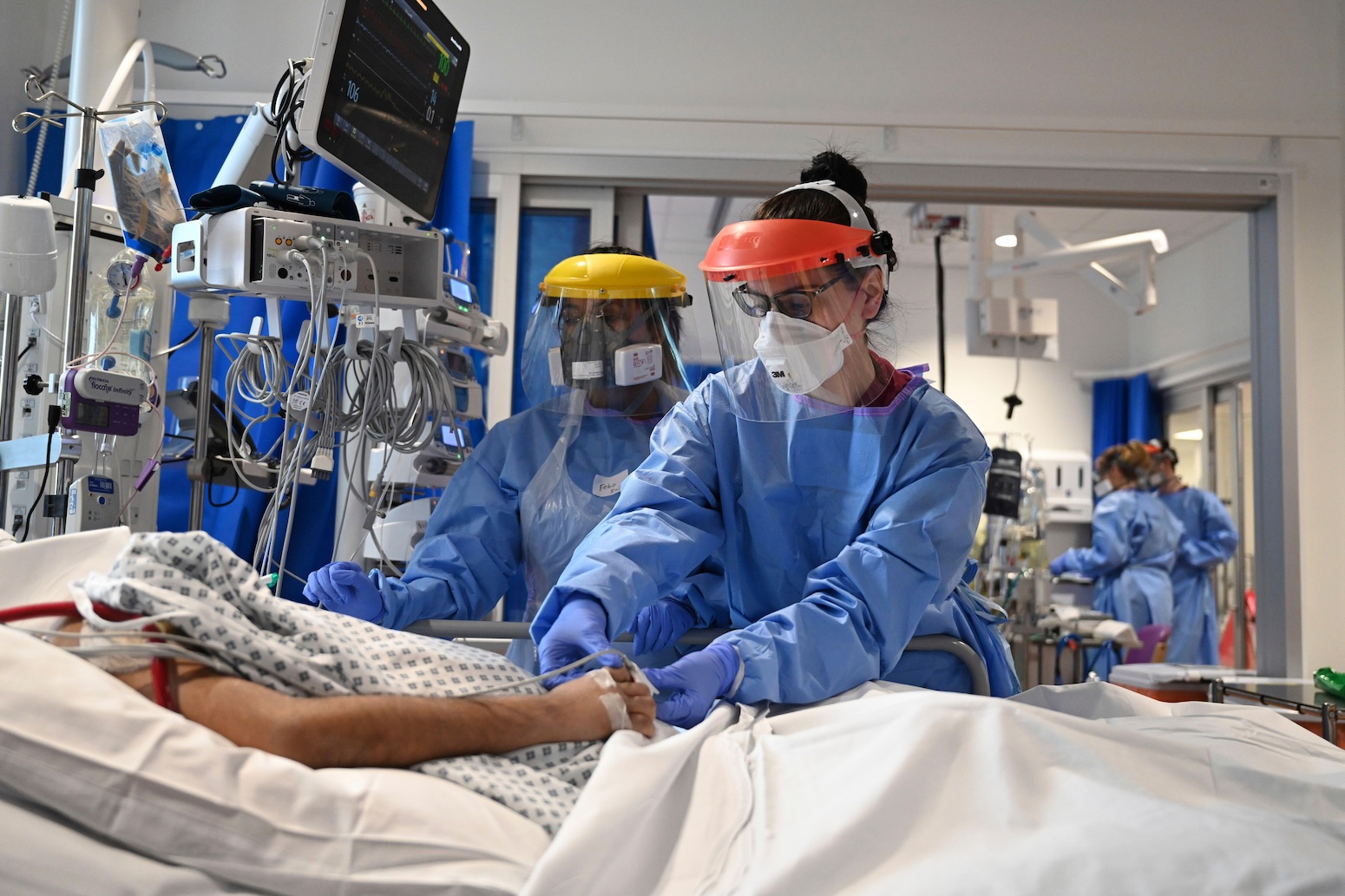 Dual impact of extreme heat and Covid-19 had ‘deadly consequences’ for UK