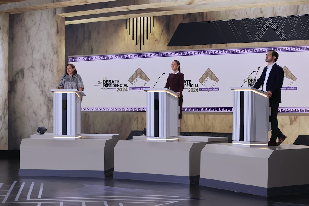 Mexico’s second presidential debate was held on 28 April 2024. From left to right, stands Xóchitl Gálvez, candidate of the “strength and heart for Mexico” coalition; then Claudia Sheinbaum, candidate of the coalition “let’s keep making history” and finally Jorge Álvarez Máynez, candidate of Citizen’s Movement. Credit: Mexico’s National Electoral Institute (INE).
