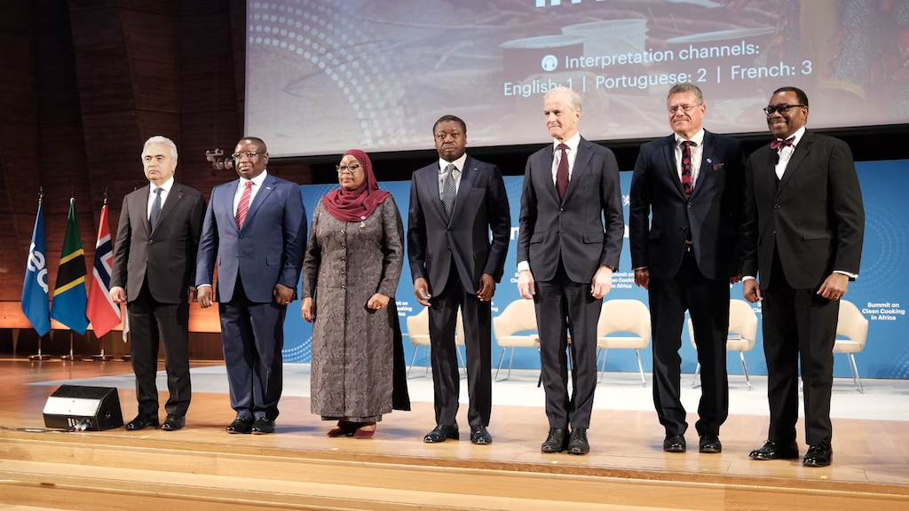 IEA director Dr Fatih Birol, Sierra Leone president Julius Maada Bio, Tanzania president Samia Suluhu Hassan, Togo president Faure Gnassingbé, Norwegian prime minister Jonas Gahr Støre, European Commission Green New Deal president Maroš Šefčovič and African Development Bank Group president Akinwumi Adesina at the IEA clean cooking summit on 14 May in Paris. Credit: IEA