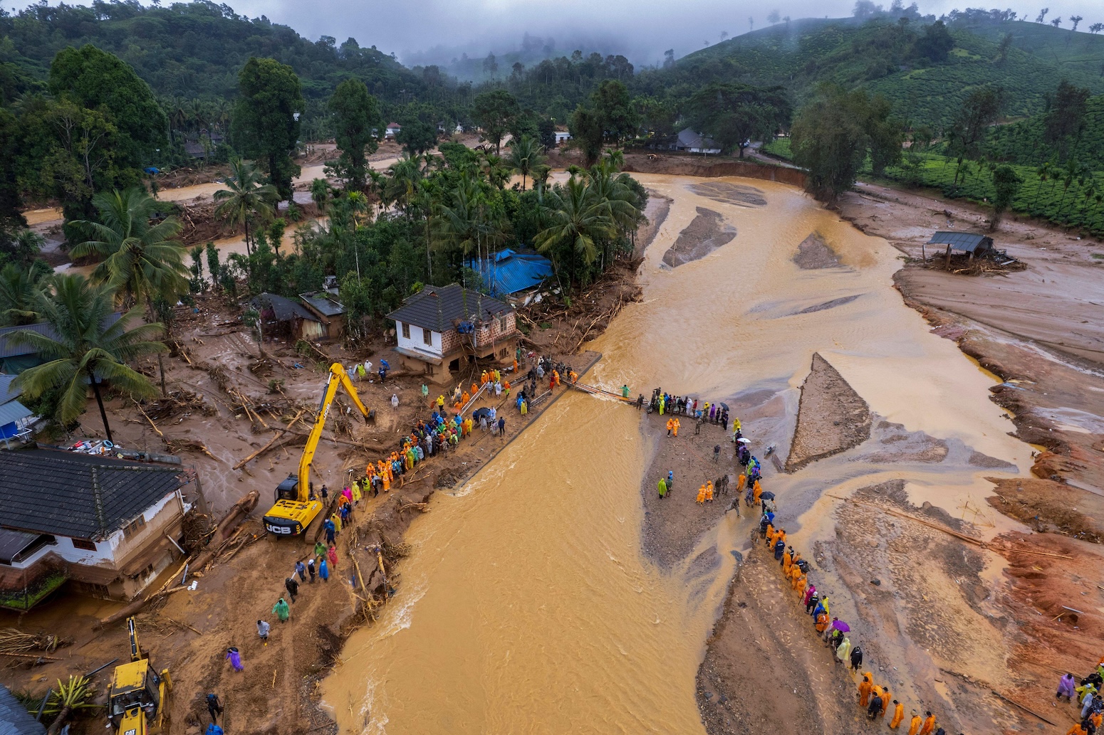 Climate change made ‘monsoon downpour’ behind Kerala landslides 10% more intense Climate change made ‘monsoon downpour’ behind Kerala landslides 10% more intense