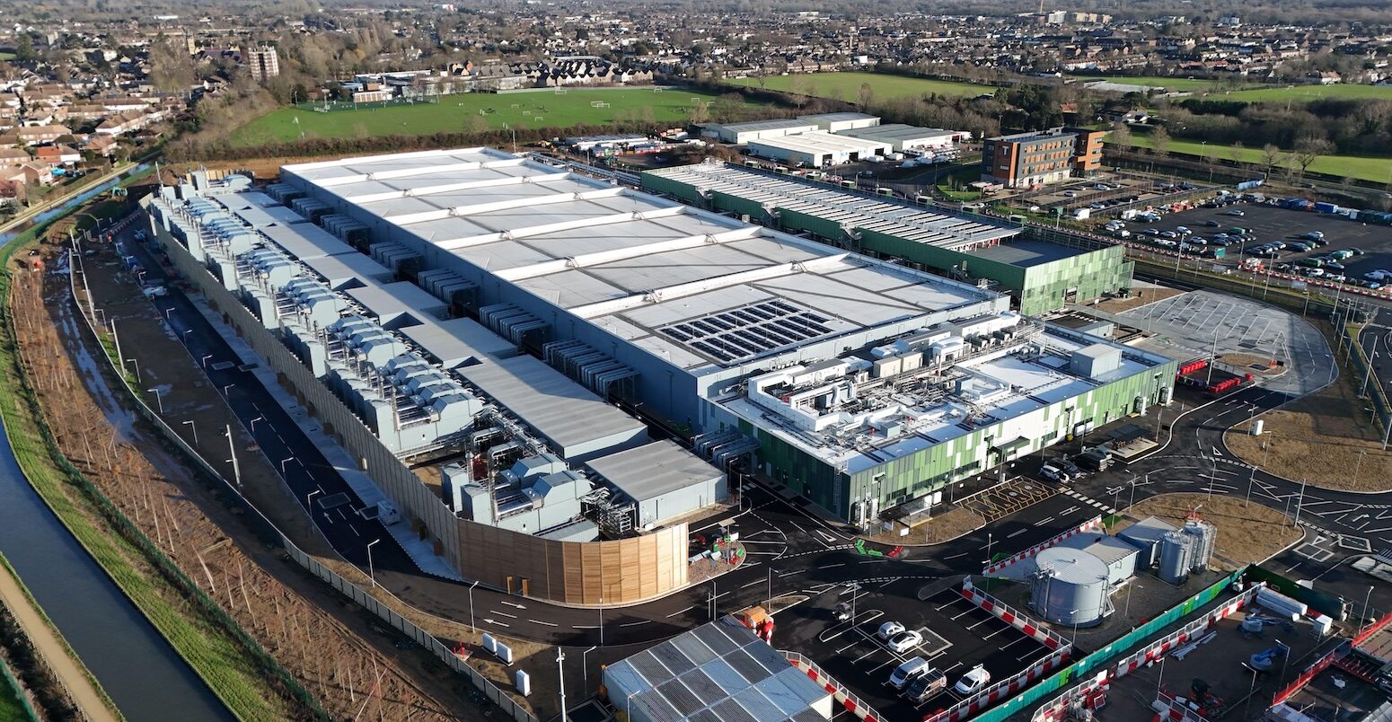 Aerial view of the Google AI data centre in Waltham Cross, UK. Credit: Amazing Aerial. Image ID: 3DJE64C.