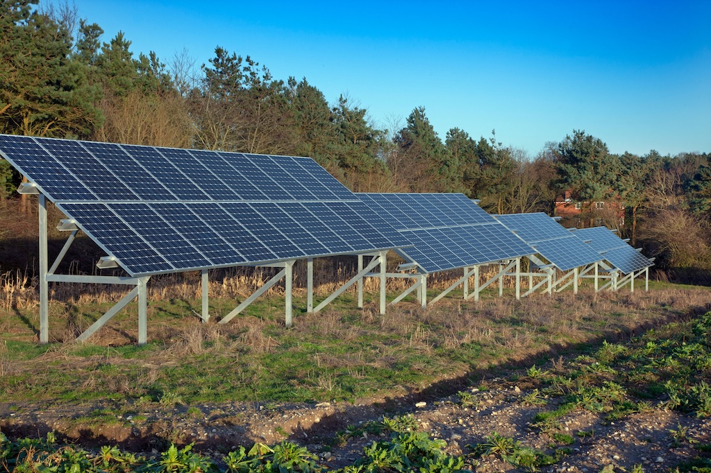 Solar panels on a sugar beet field in Norfolk, England in 2013. Credit: Ernie Janes