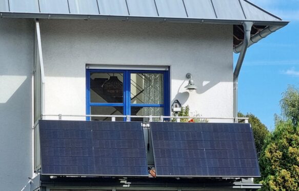 Plug-in solar on a balcony in Bremen, Germany.