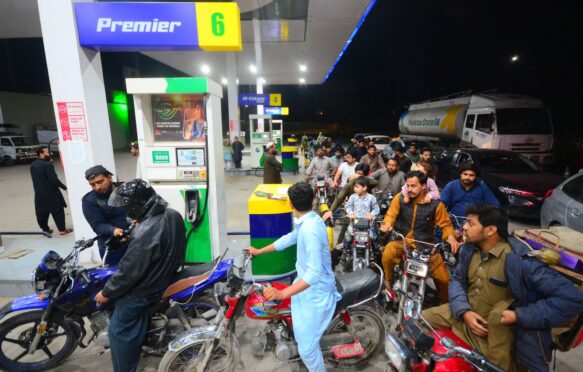 Vehicles queue for fuel in Peshawar, Pakistan on 3 April 2026.