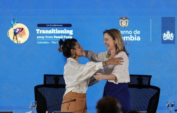 Colombia’s Irene Vélez Torres (left) embraces the Netherlands' Stientje van Veldhoven in Santa Marta.