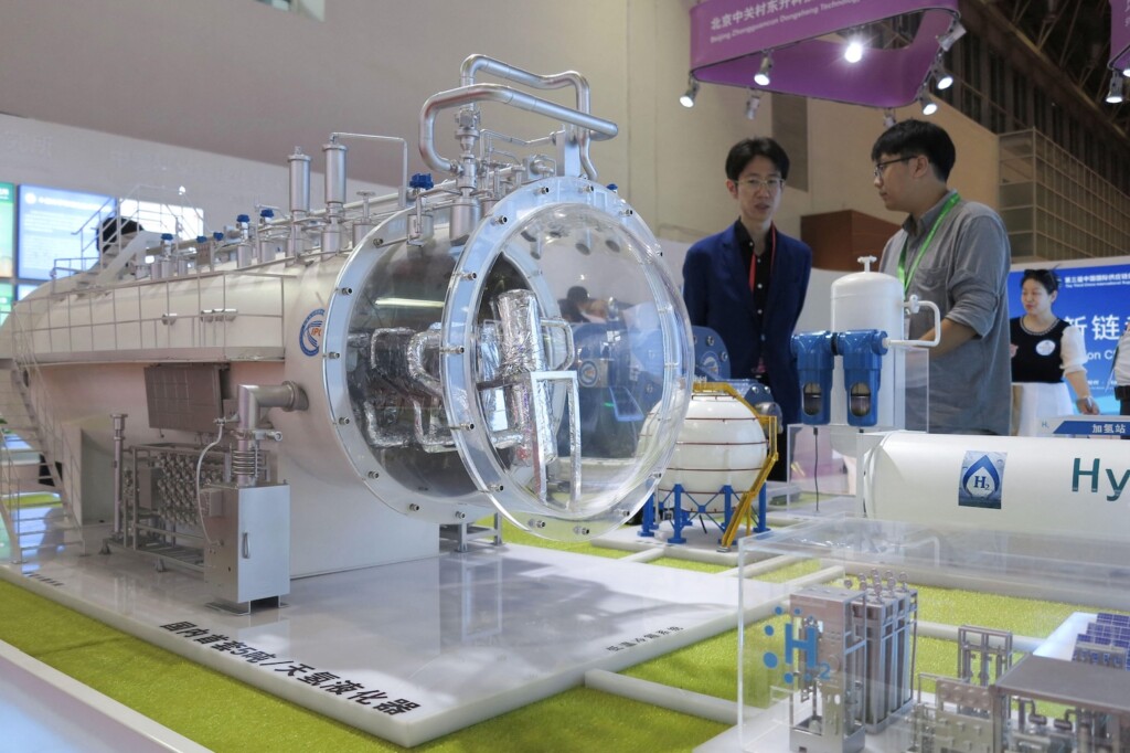 A hydrogen liquefier at the 3rd China International Supply Chain Expo in Beijing.