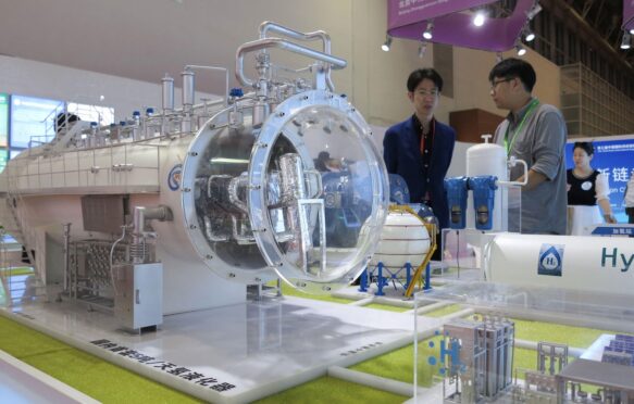 A hydrogen liquefier at the 3rd China International Supply Chain Expo in Beijing.
