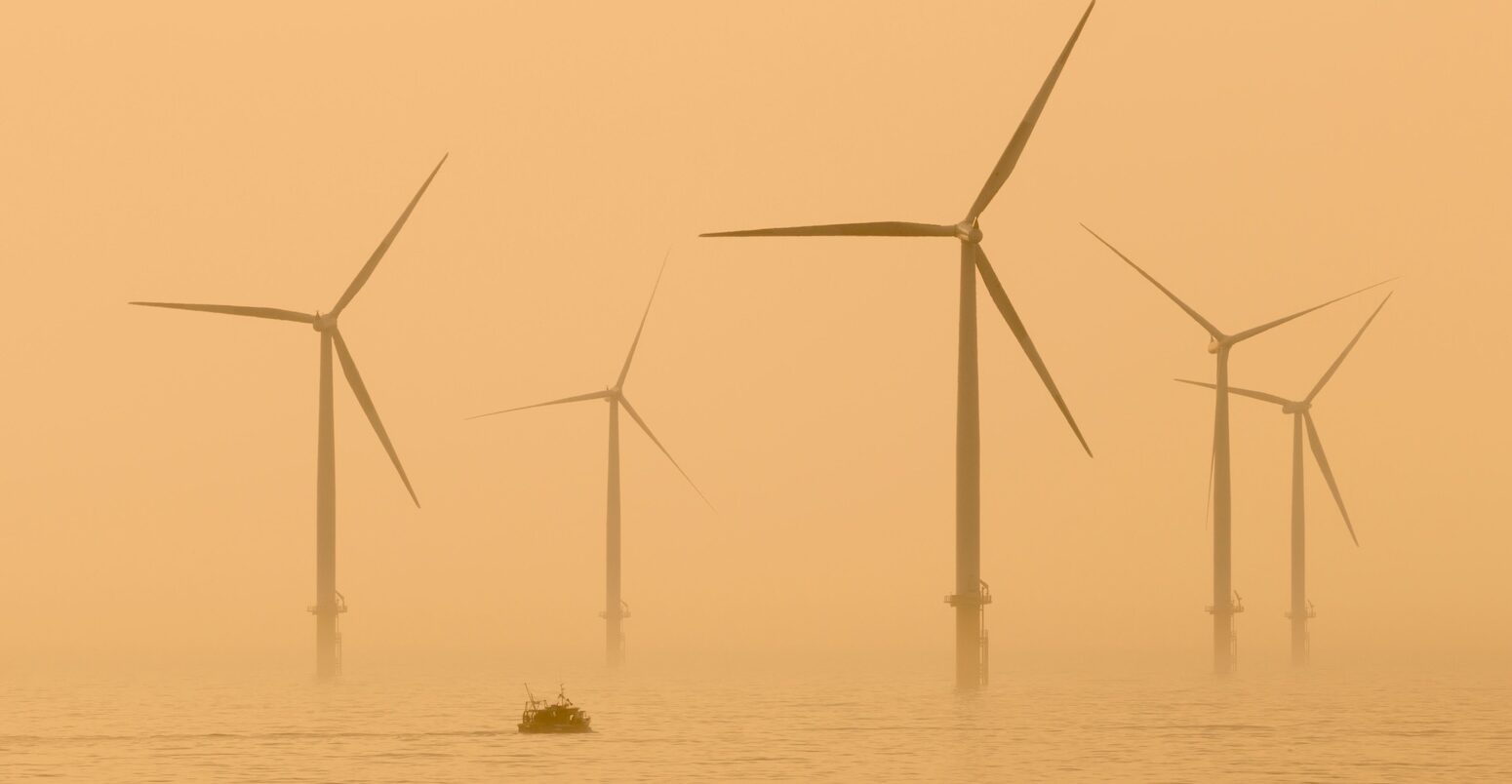 UK Avoids £1.7bn in Gas Imports Thanks to Record Wind and Solar Output Since Iran Conflict Began
