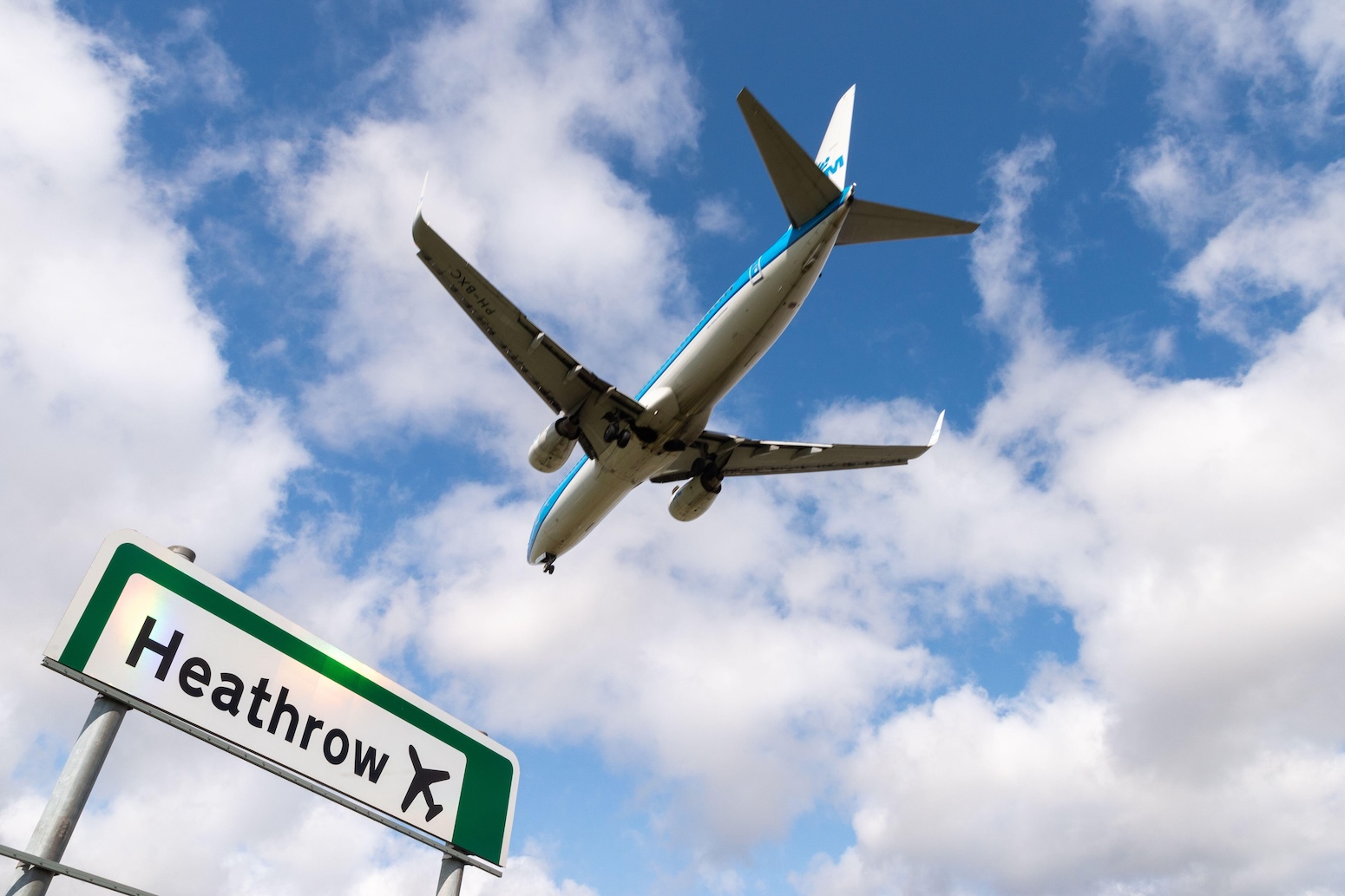 CCC: Heathrow expansion could push flights to ‘80% of UK emissions by 2050’